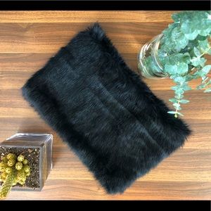 NWT Banana Republic Faux Fur Snood